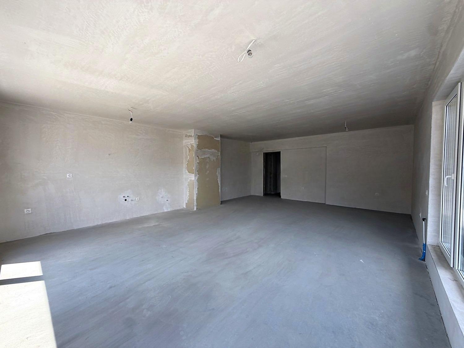 Apartments For Sale 4-Room, Sofia, Krastova Vada