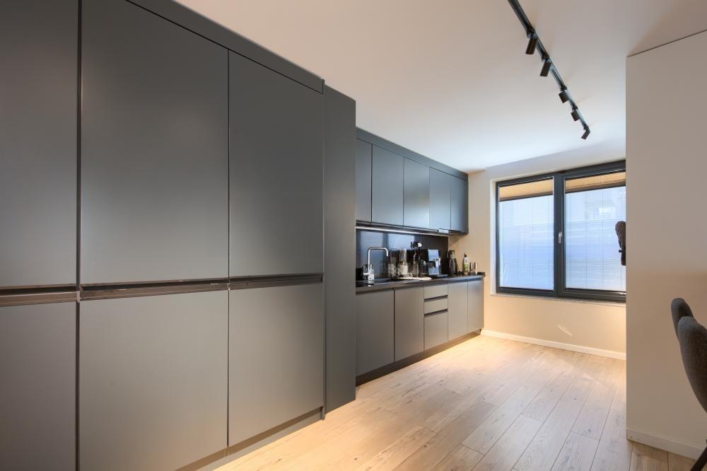 Apartments For Sale 3-Room, Sofia, Hipodroma