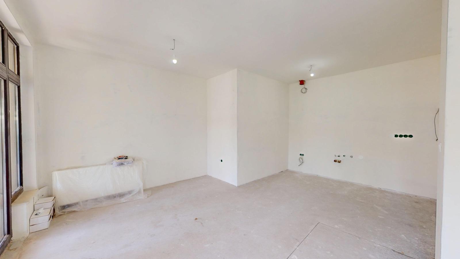 Apartments For Sale 4-Room, Sofia, Vitosha