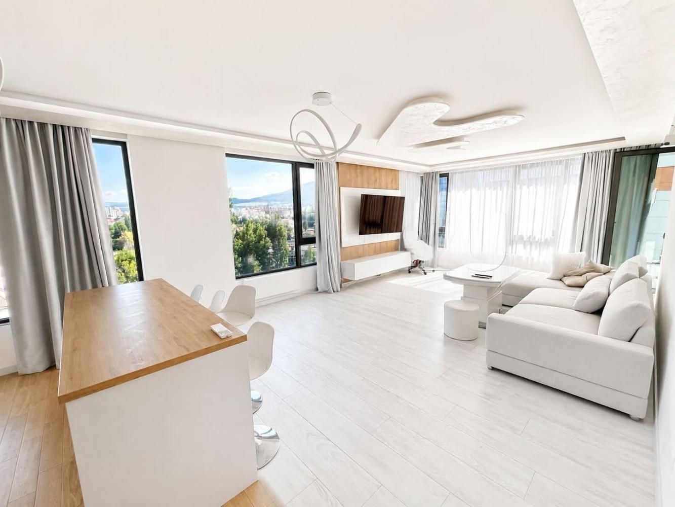 Apartments For Sale 3-Room, Sofia, Dianabad