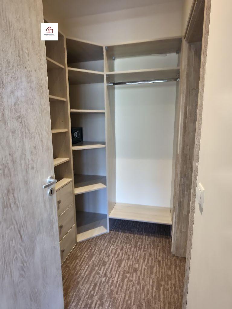 Apartments For Sale 4-Room, Sofia, Gradina