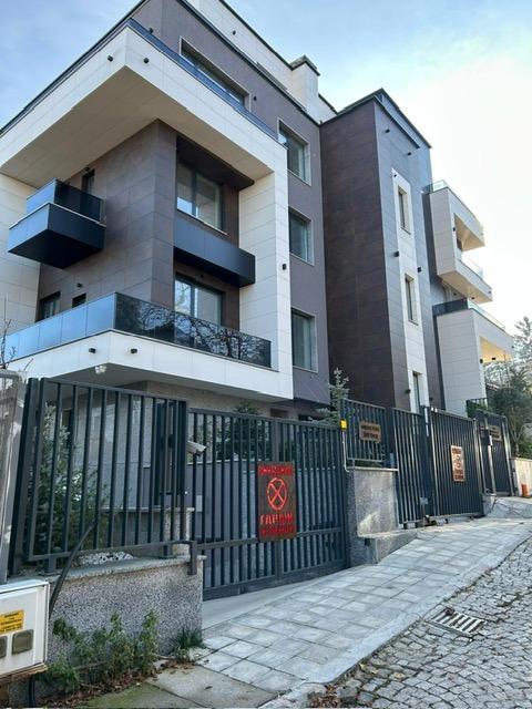 Apartments For Sale 4-Room, Sofia, Boyana