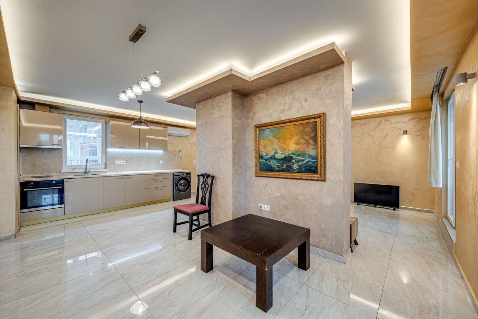 Apartments For Sale 4-Room, Sofia, Manastirski Livadi