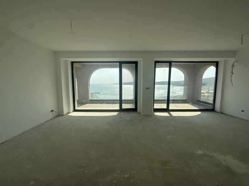 Apartments For Sale 3-Room, Sozopol, Burgas