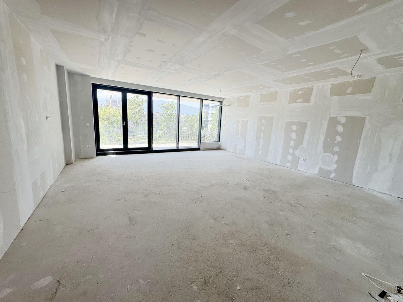 Apartments For Sale 3-Room, Sofia, Oborishte