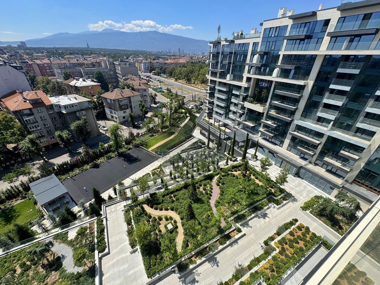 Apartments For Sale 3-Room, Sofia, Oborishte