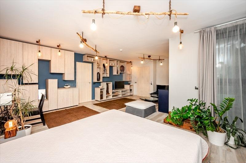 Apartments For Sale 3-Room, Sofia, Lozenets