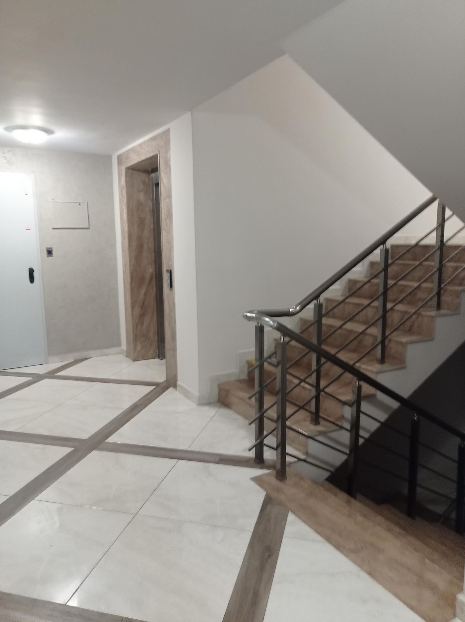 Apartments For Sale 4-Room, Plovdiv, Kapana