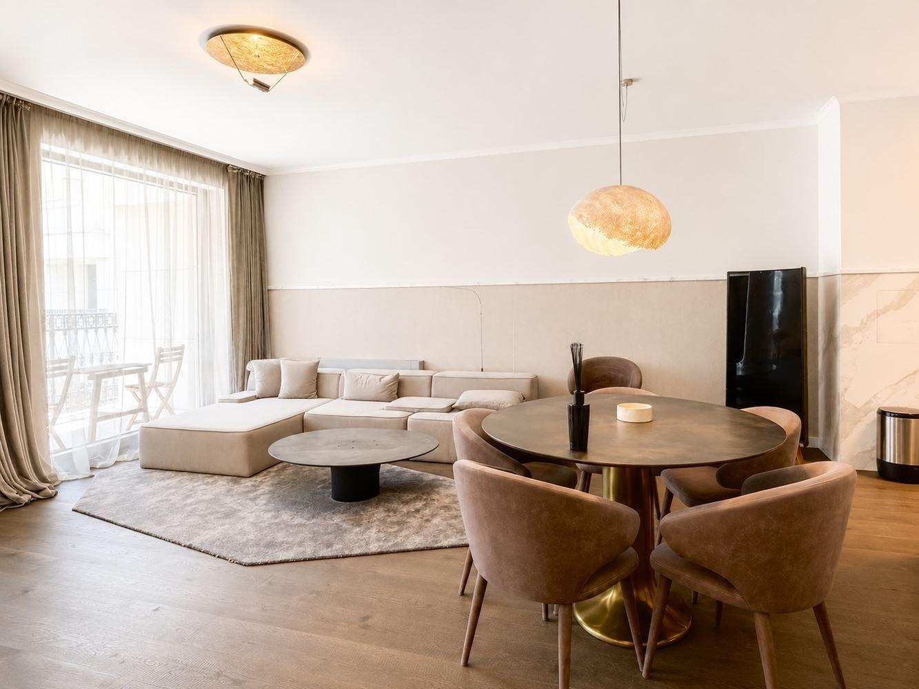 Apartments For Sale 3-Room, Sofia, Lozenets
