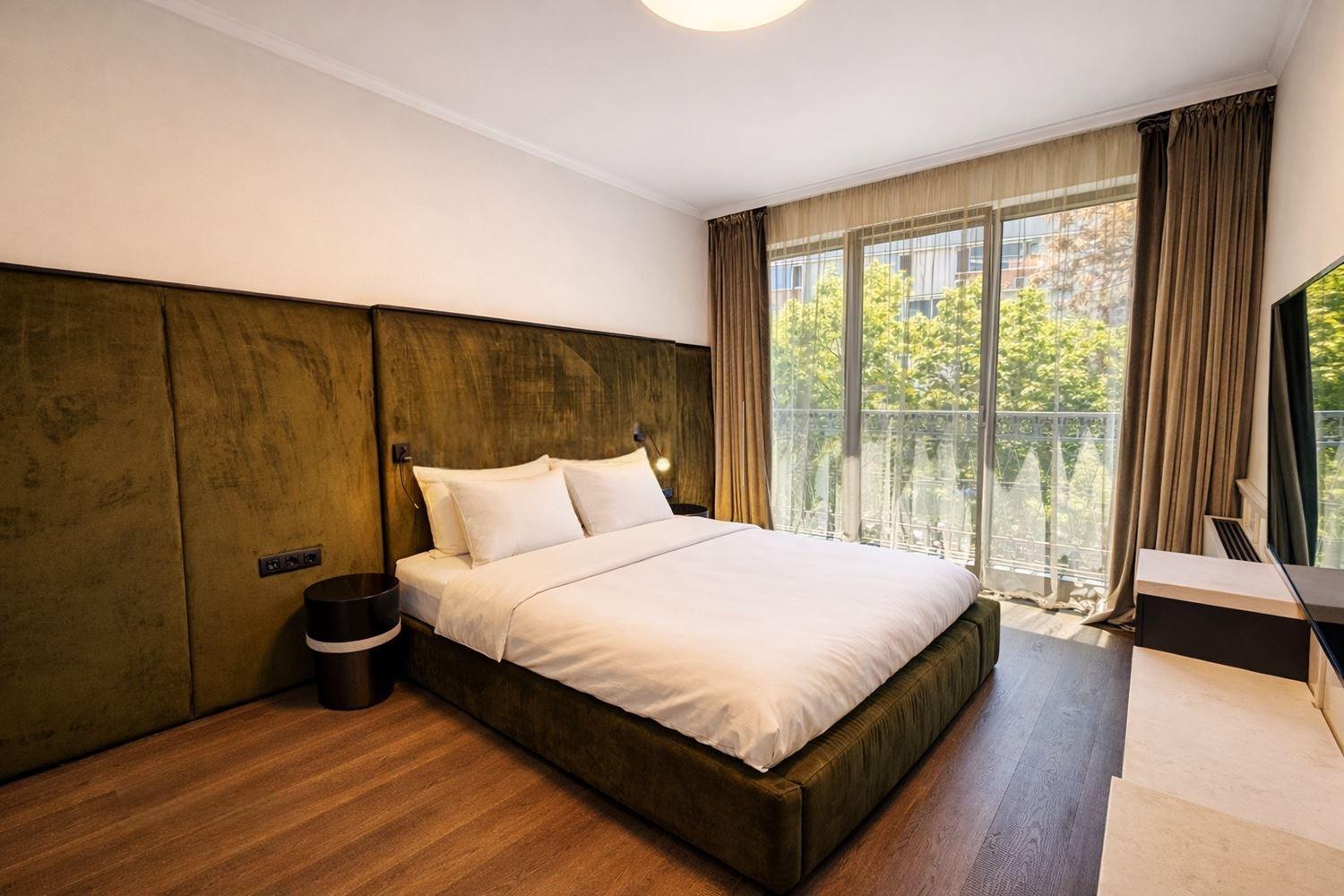 Apartments For Sale 3-Room, Sofia, Lozenets