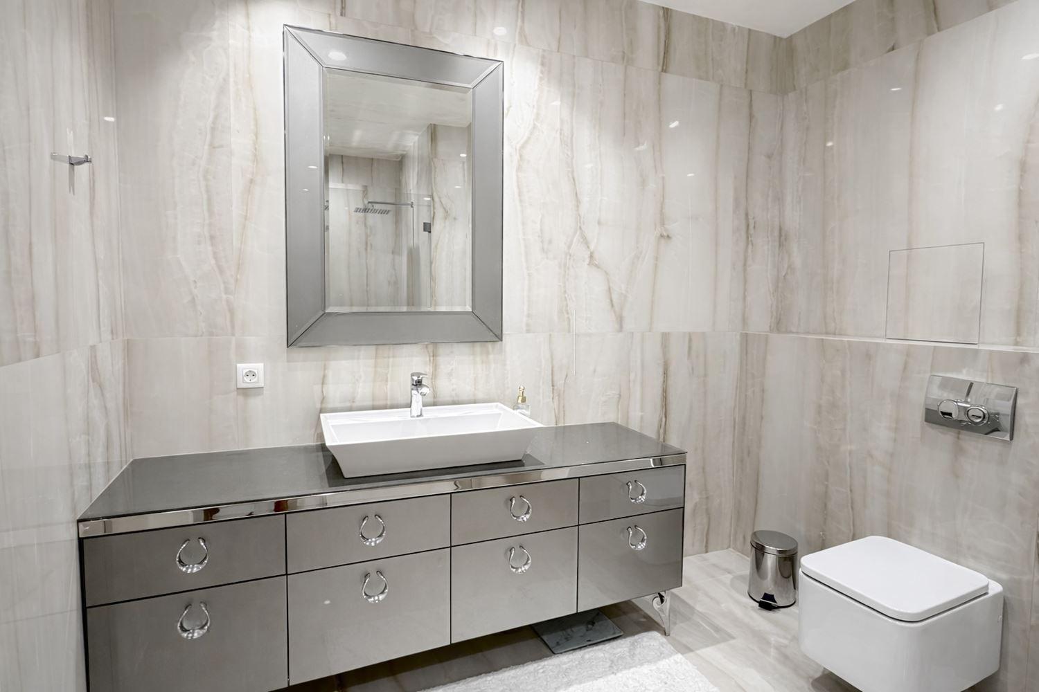 Apartments For Sale 3-Room, Sofia, Lozenets