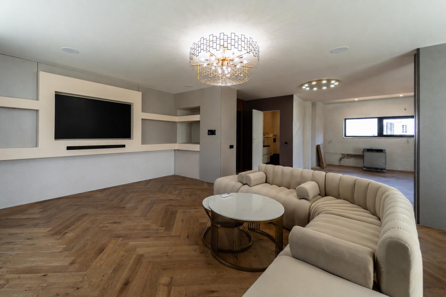 Apartments For Sale 4-Room, Sofia, Manastirski Livadi