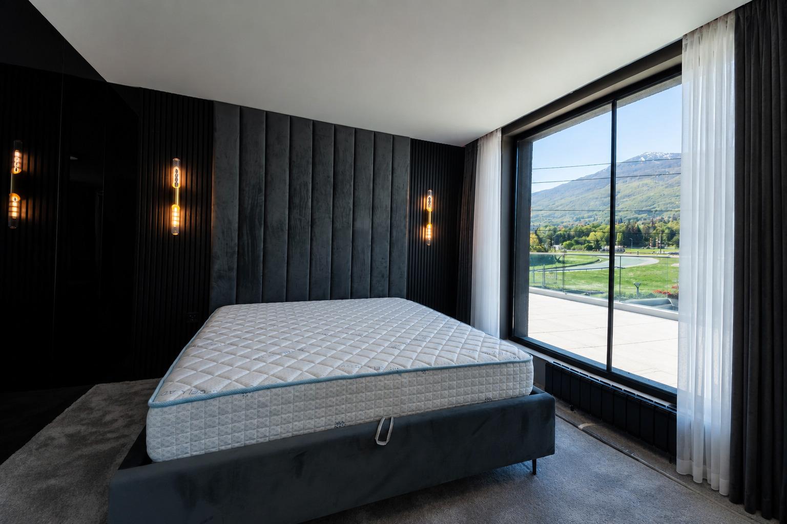 Apartments For Sale 4-Room, Sofia, Manastirski Livadi