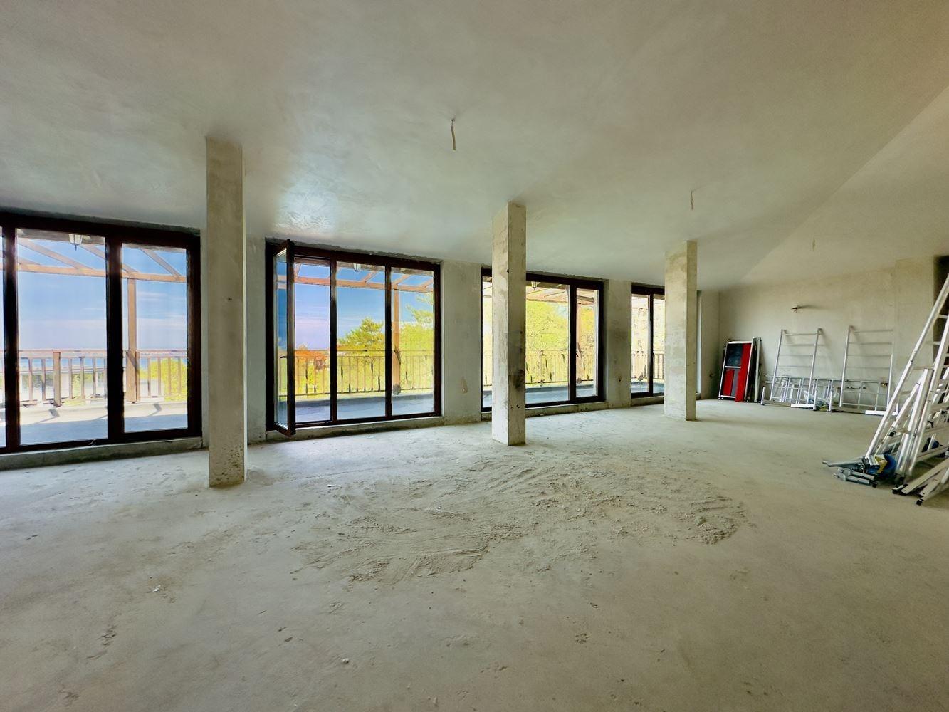 Apartments For Sale 4-Room, Sozopol, Burgas