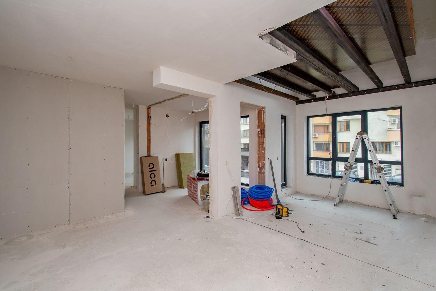 Apartments For Sale 4-Room, Sofia, Lozenets