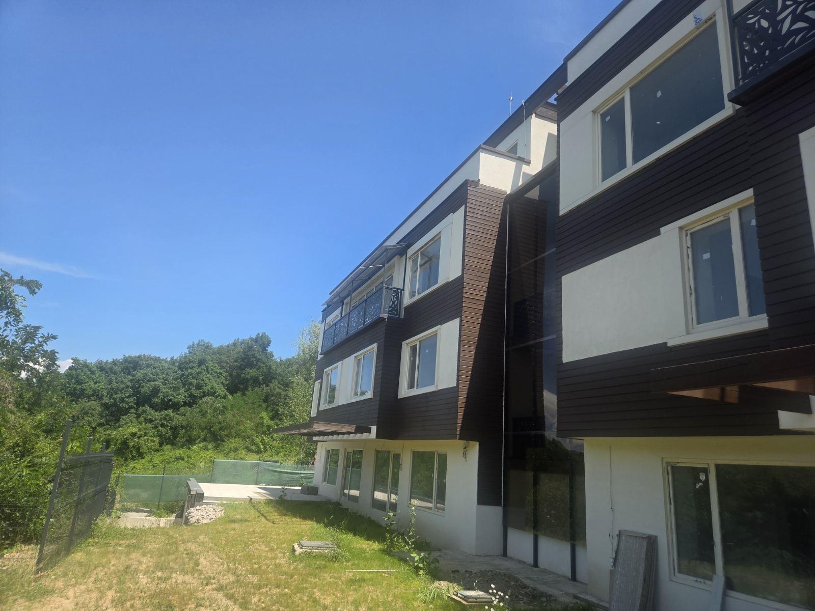 Apartments For Sale 4-Room, Sofia, American College Villa Zone