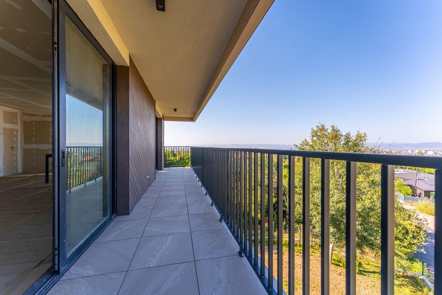 Apartments For Sale 4-Room, Sofia, Mladost 4