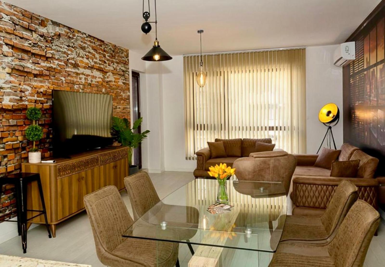 Apartments For Sale 3-Room, Varna, Center