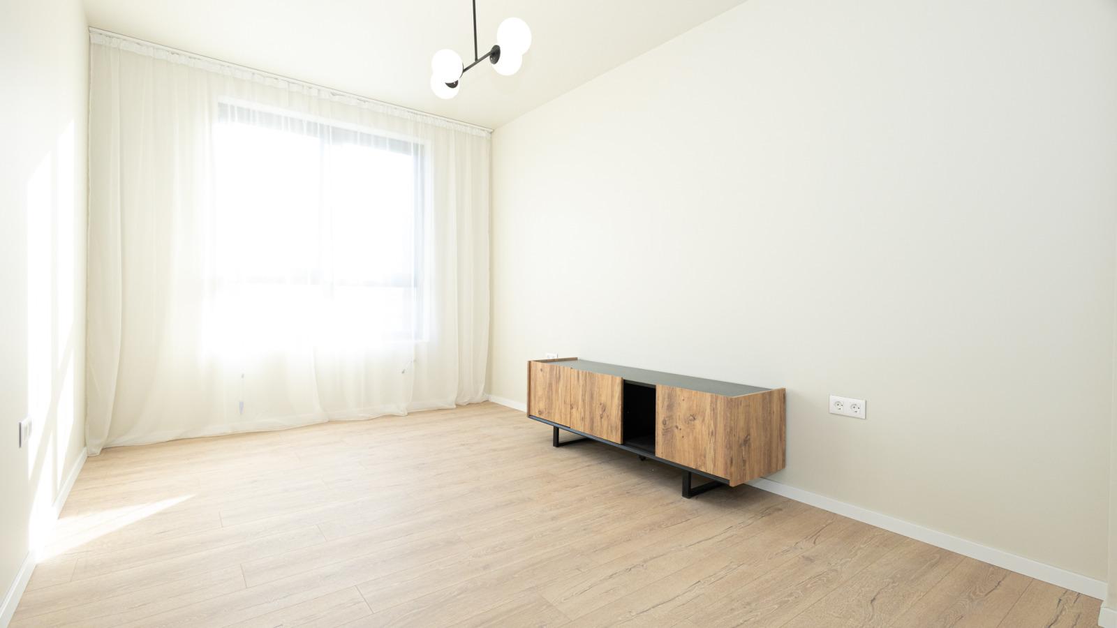 Apartments For Sale 4-Room, Sofia, Manastirski Livadi
