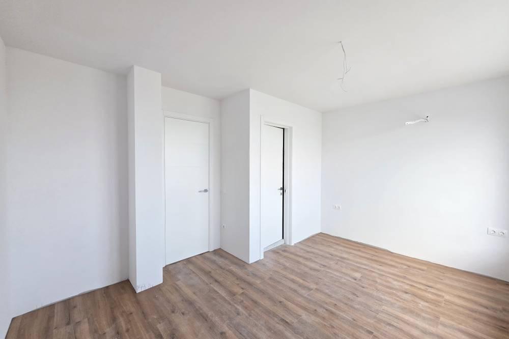 Apartments For Sale Multi-Room, Sofia, Mladost 4