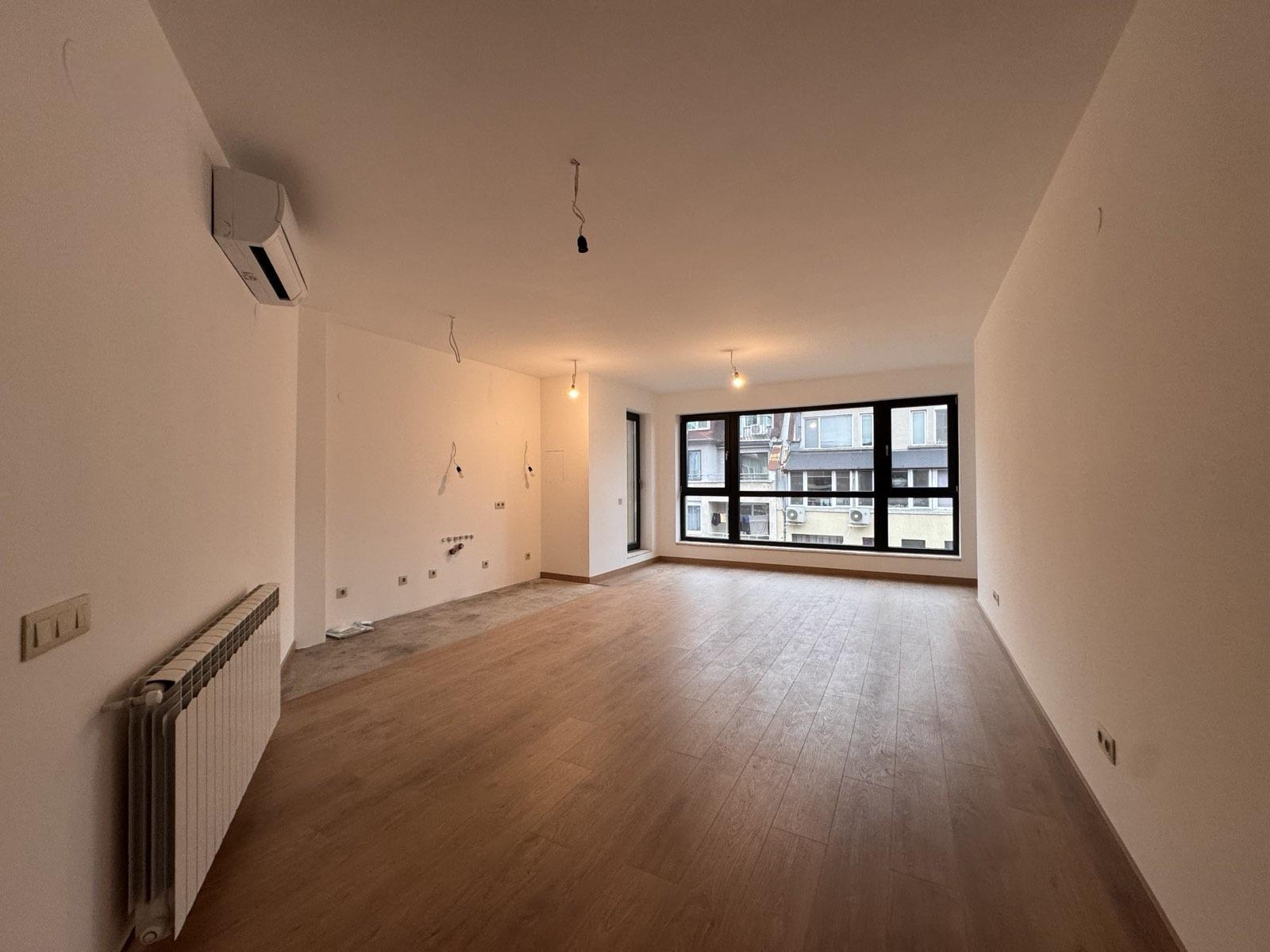 Apartments For Sale 3-Room, Sofia, Lozenets