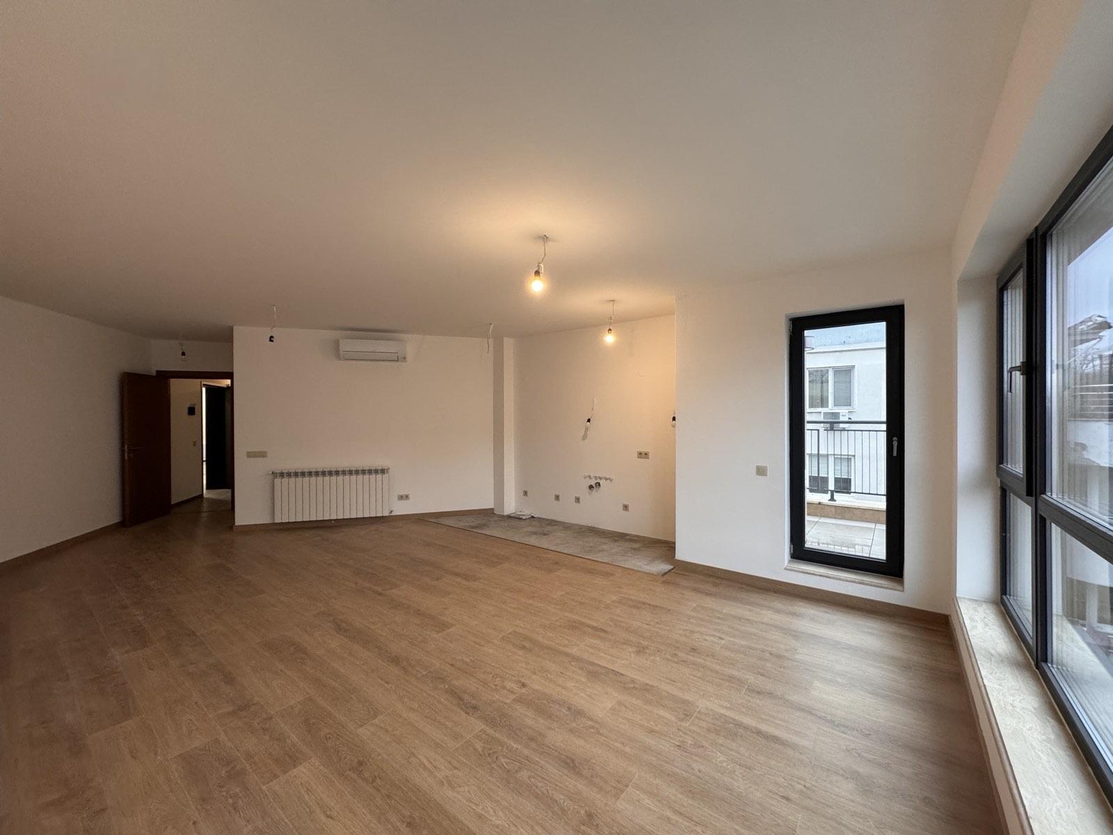 Apartments For Sale 3-Room, Sofia, Lozenets