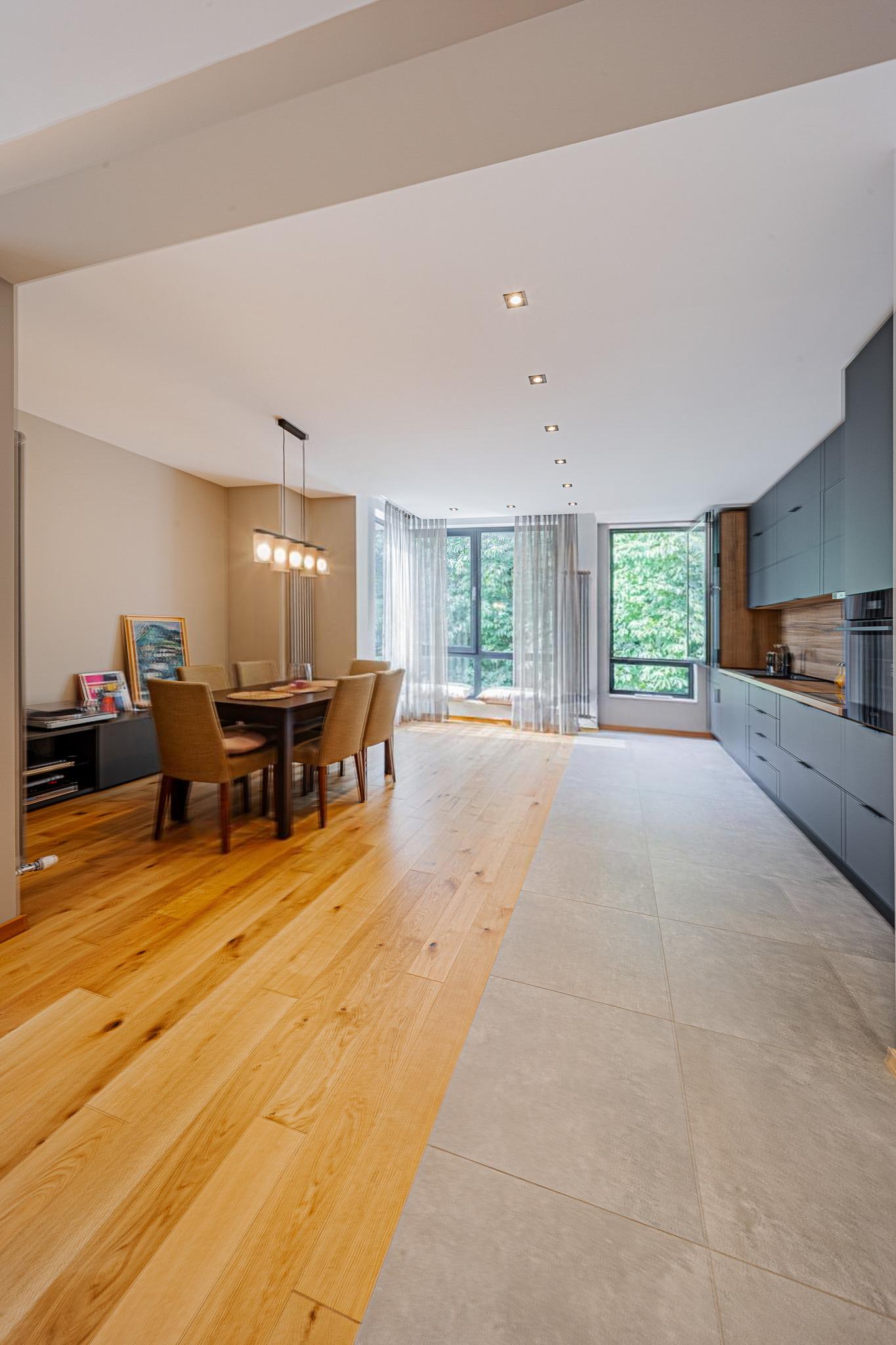 Apartments For Sale 3-Room, Sofia, Lozenets