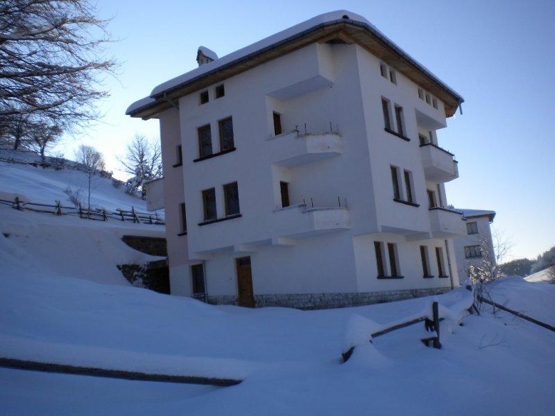 House for Sale in Kutela, Smolyan