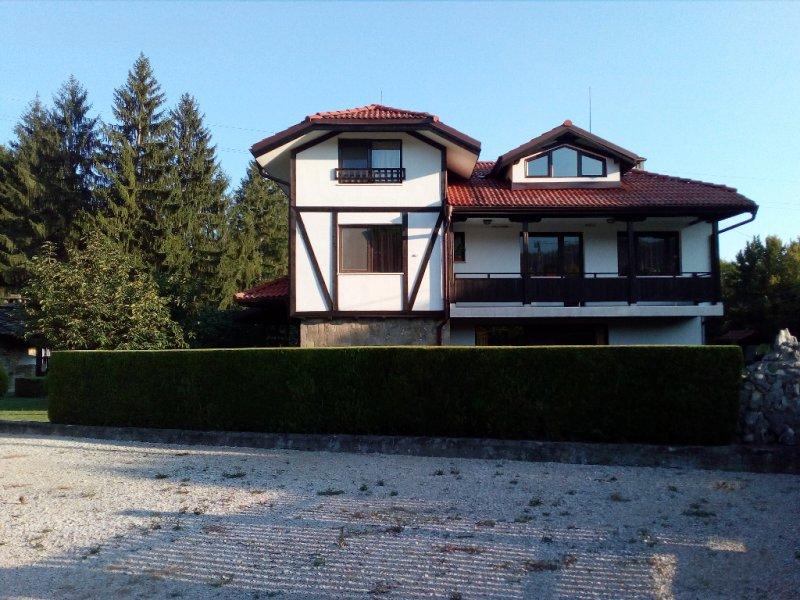 House for Sale in Apriltsi, Lovech