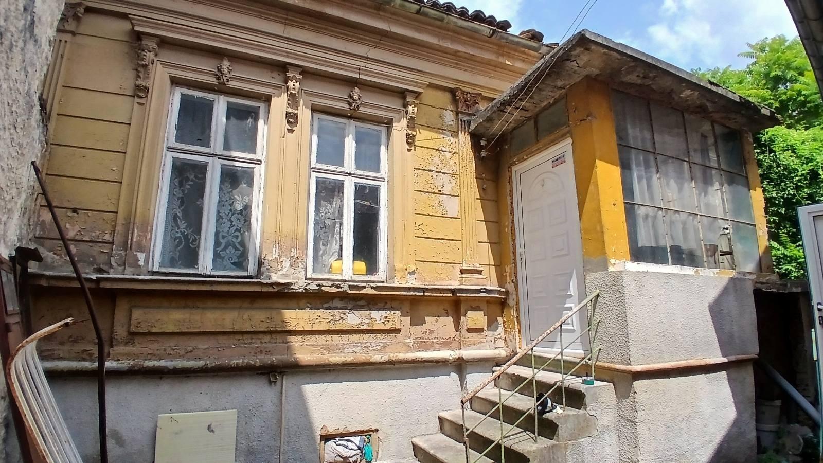 House for Sale in Shumen, Center