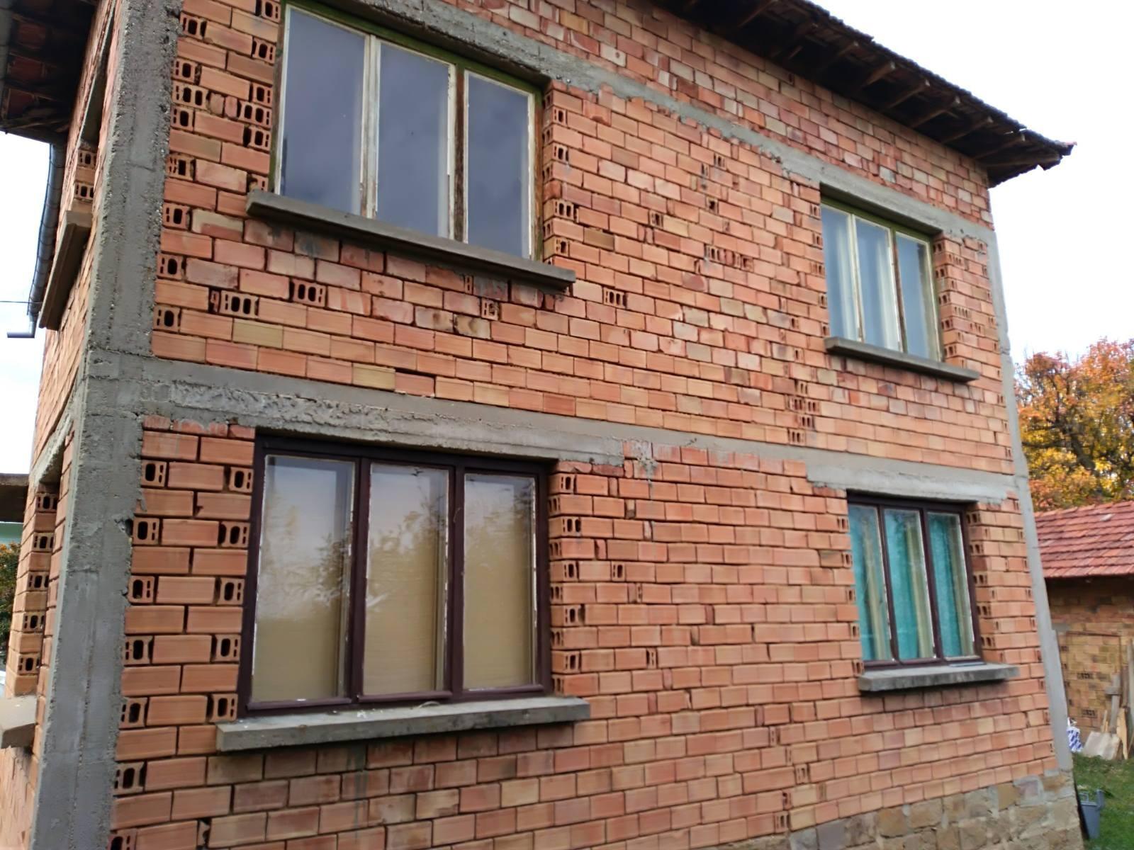 House for Sale in Golyama Zhelyazna, Lovech