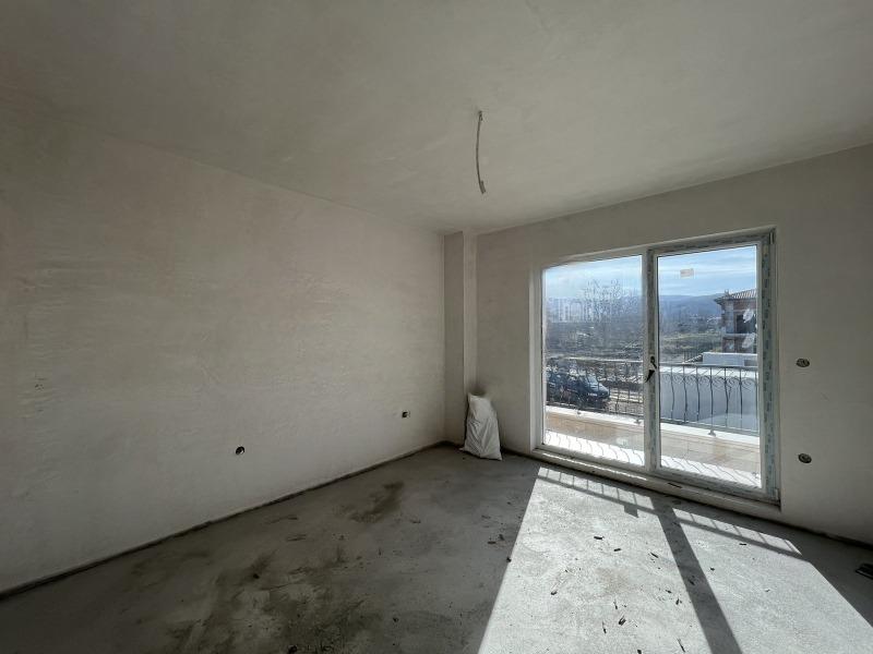 House for Sale in Parvenets, Plovdiv