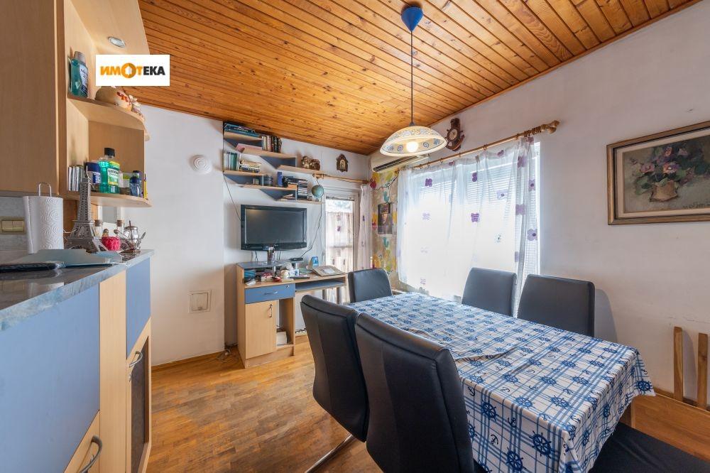 House for Sale in Varna, Evksinograd Area