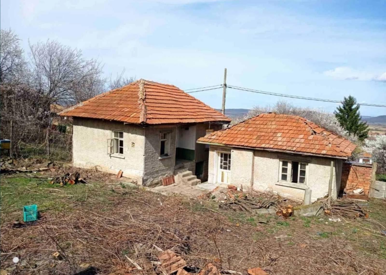 House for Sale in Dzhulyunitsa, Veliko Tarnovo