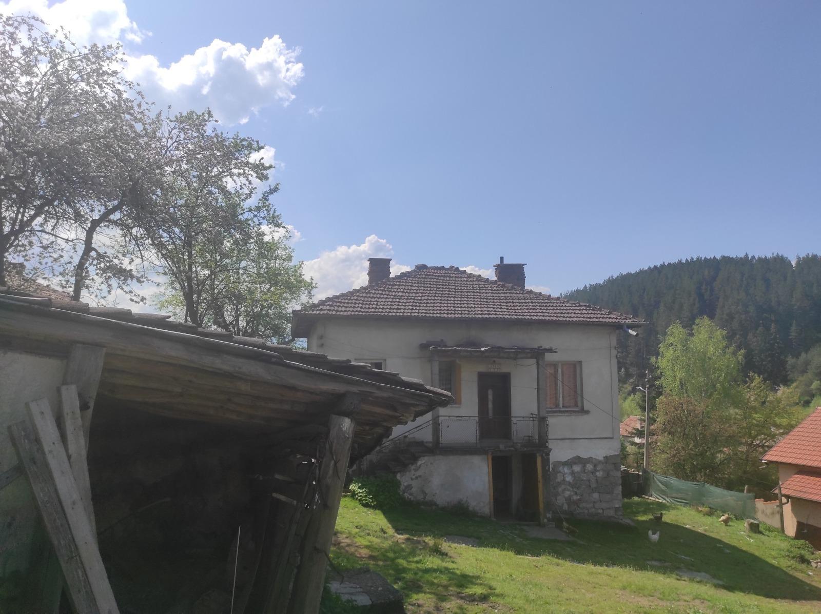 House for Sale in Shiroki dol, Sofia Province