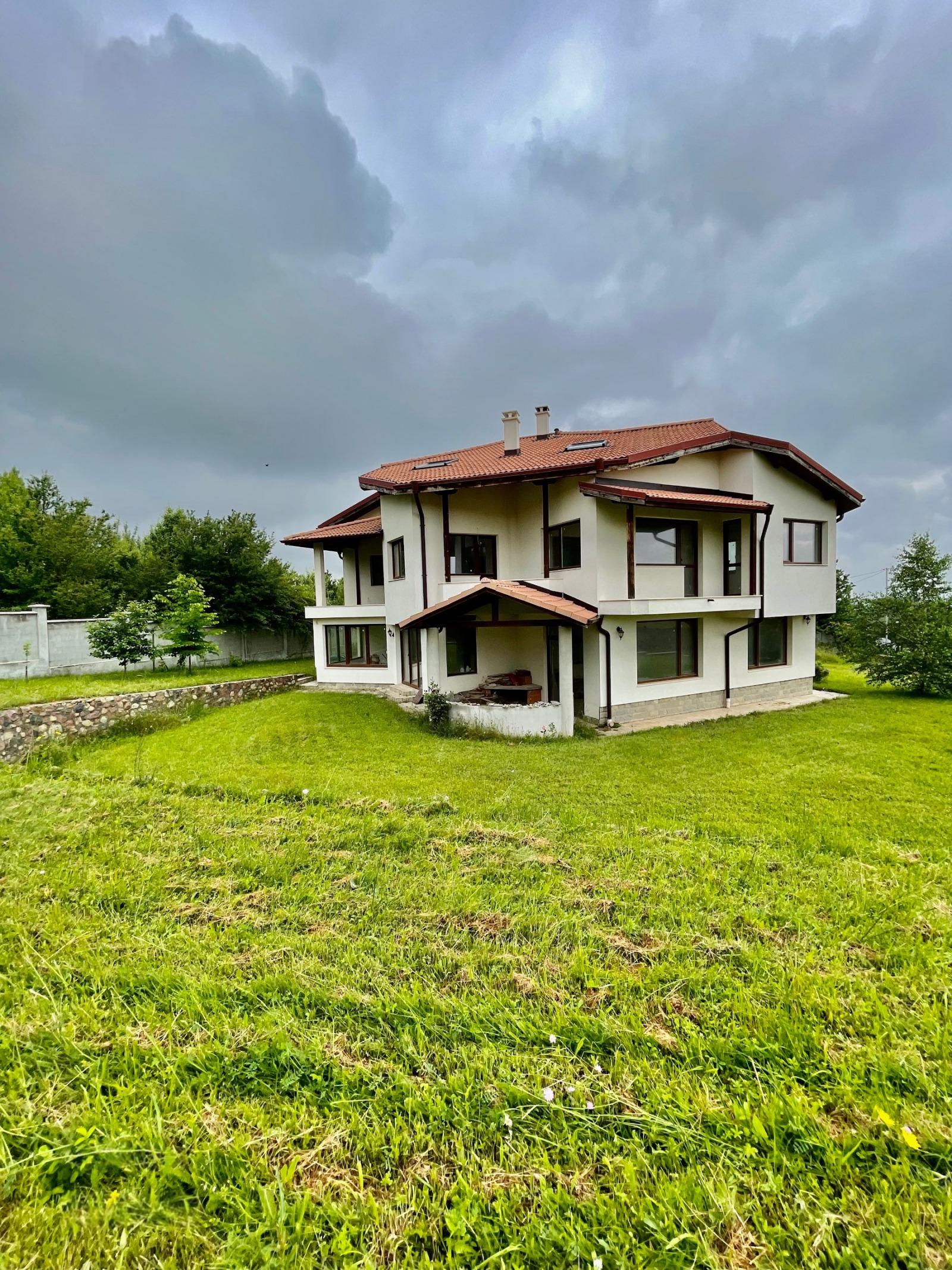 House for Sale in Sofia, Kambanite Area