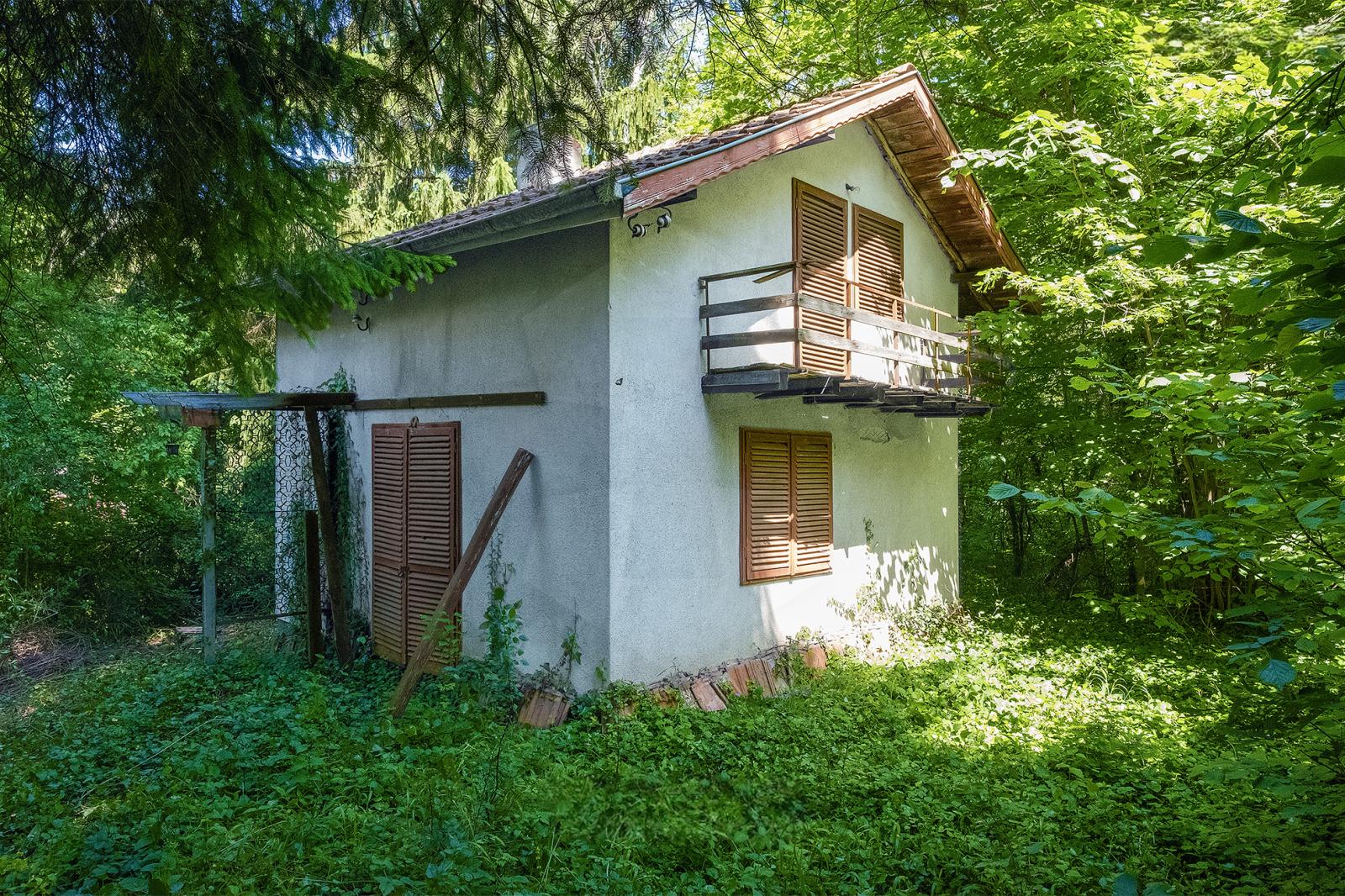 Villa for Sale in Lukovo, Sofia Province