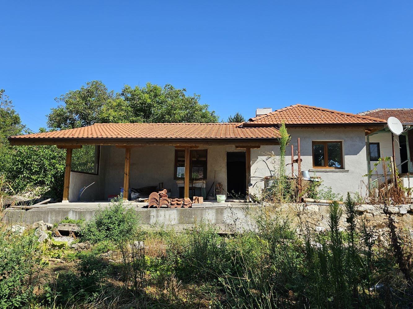 House for Sale in Belyakovets, Veliko Tarnovo
