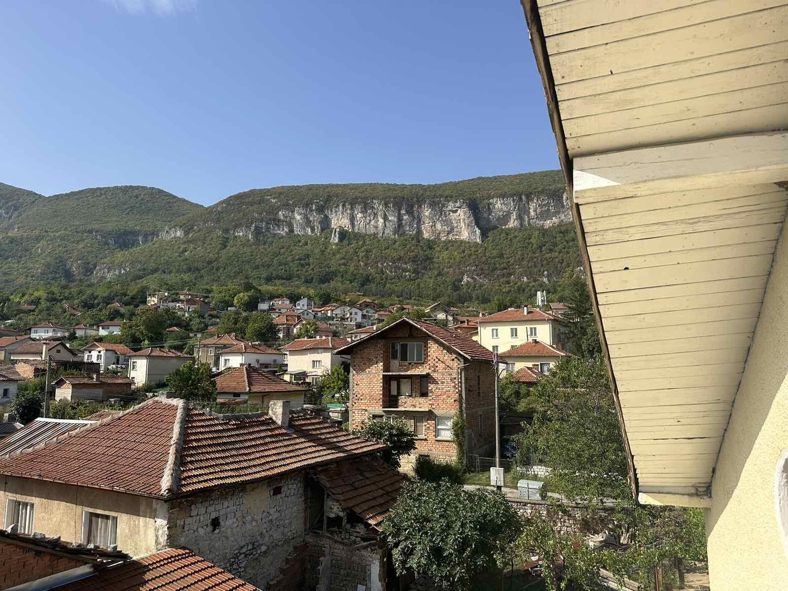 House for Sale in Pavolche, Vratsa