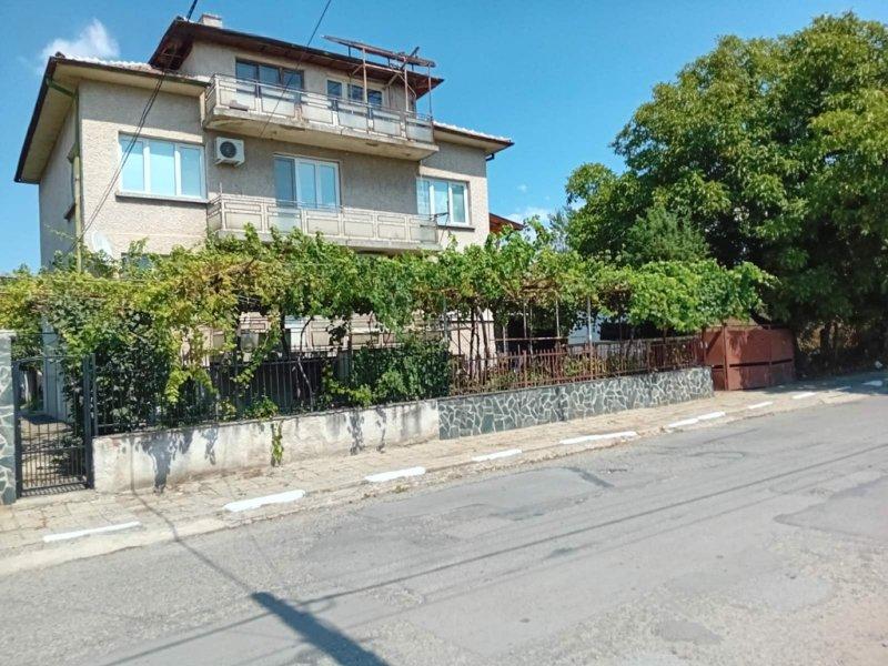 House Floor for Sale in Yahinovo, Kyustendil