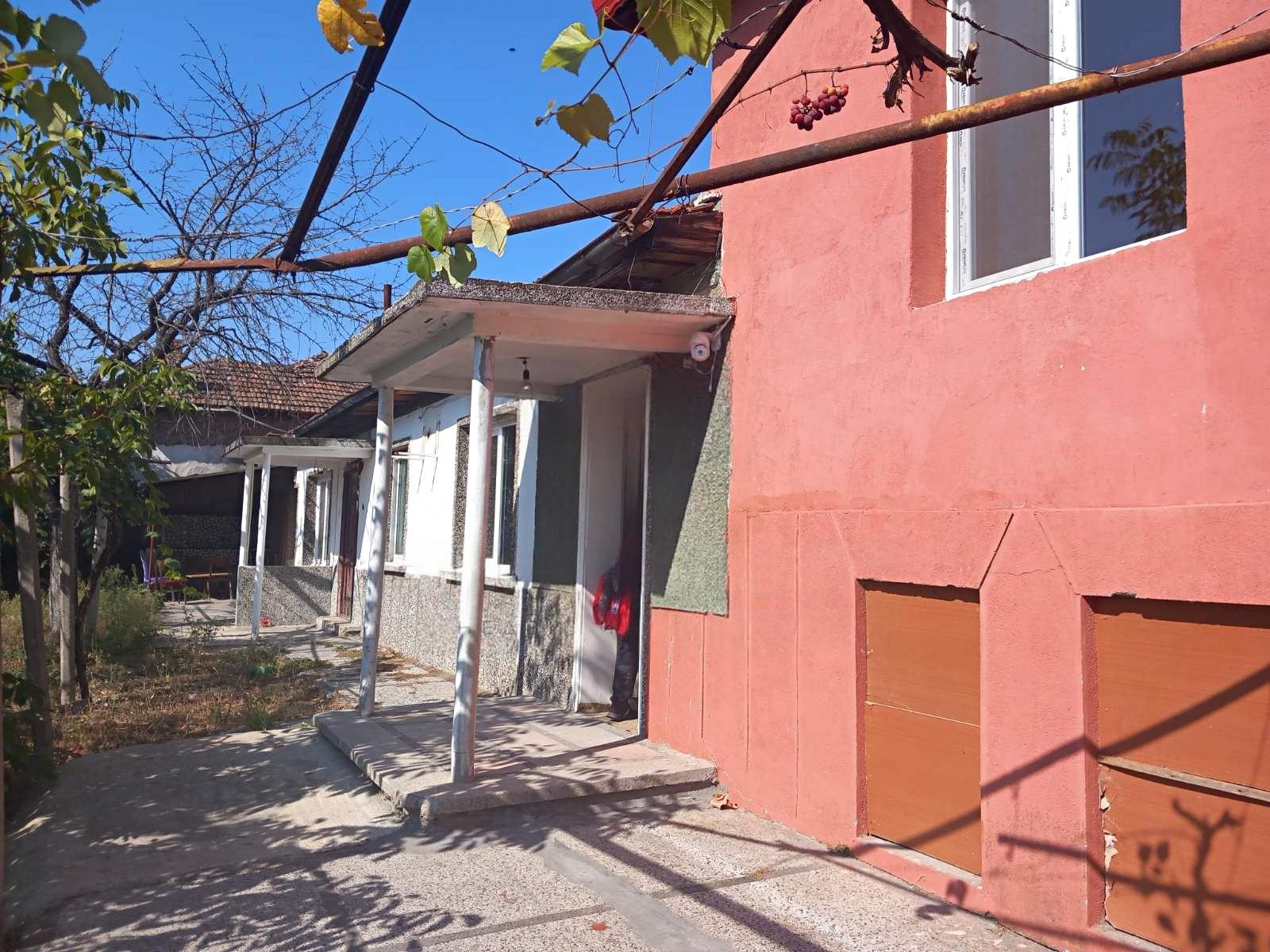 House for Sale in Karadzhalovo, Plovdiv