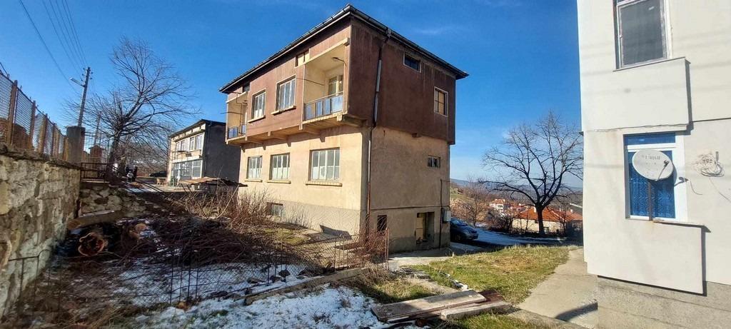 House for Sale in Zvezdel, Kardzhali
