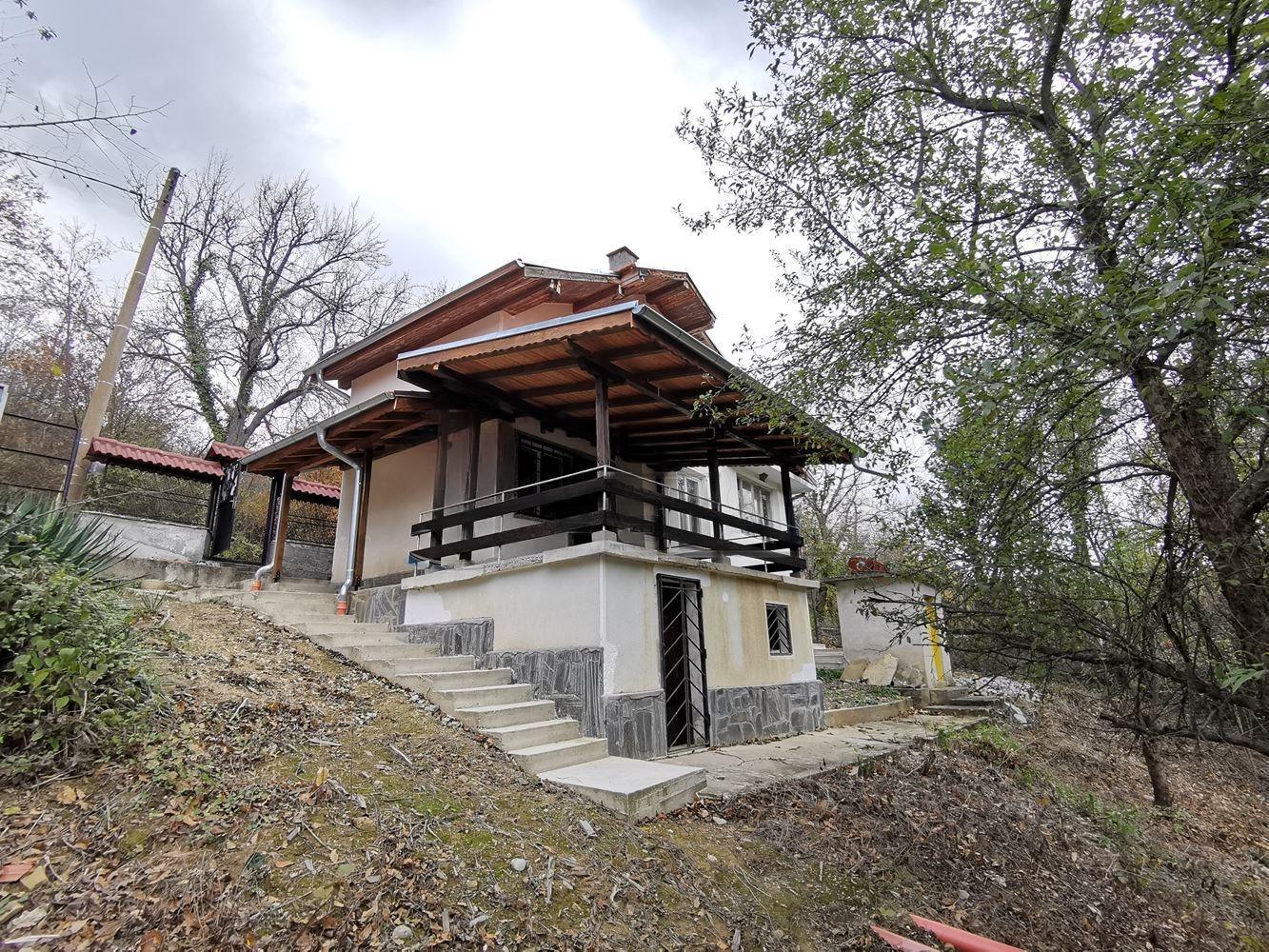 Villa for Sale in Gabrovtsi, Veliko Tarnovo