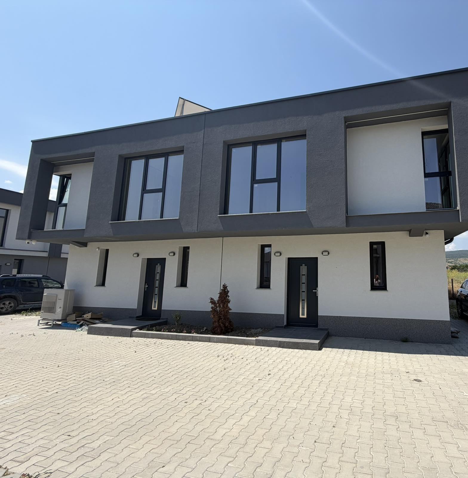 House for Sale in Parvenets, Plovdiv