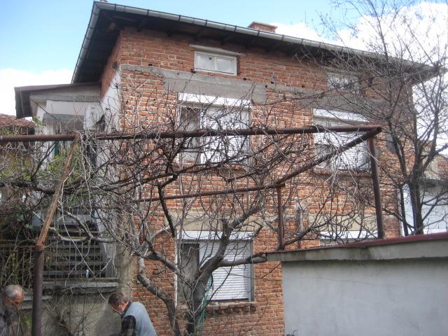 House for Sale in Strelcha, Pazardzhik
