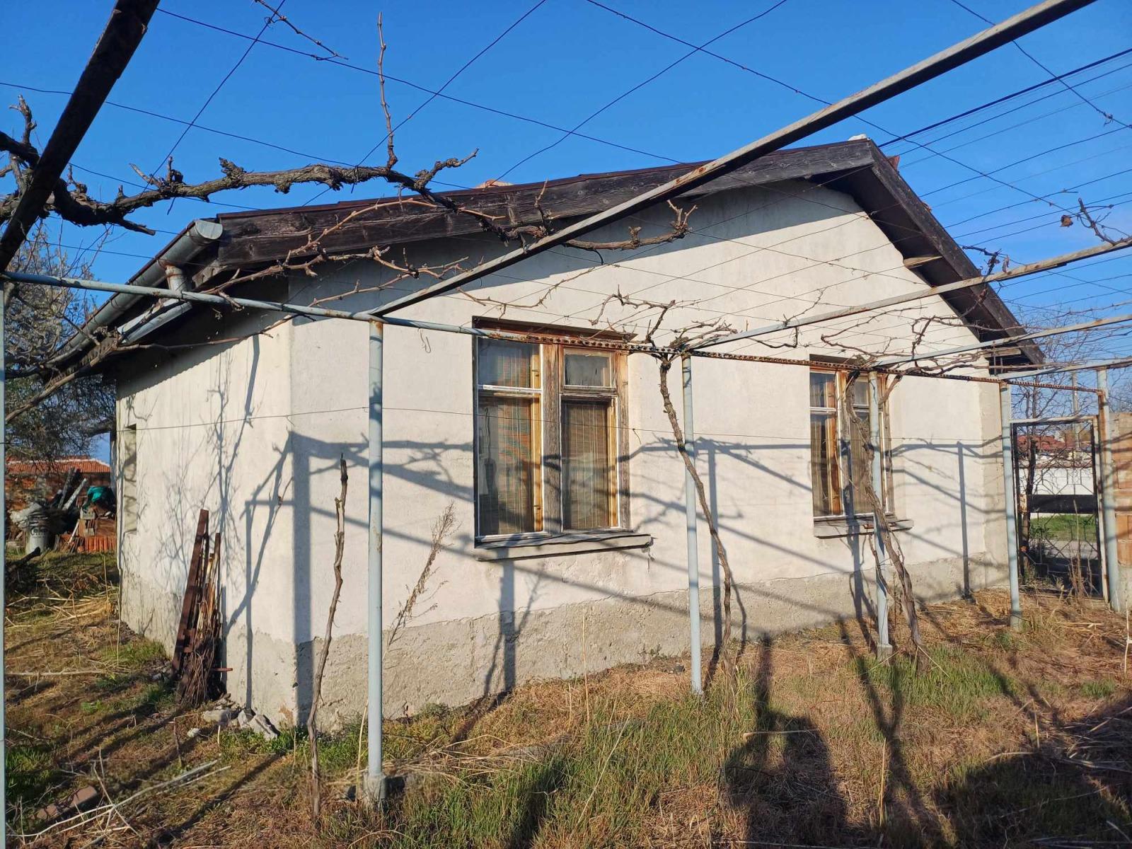 House for Sale in Graf Ignatievo, Plovdiv