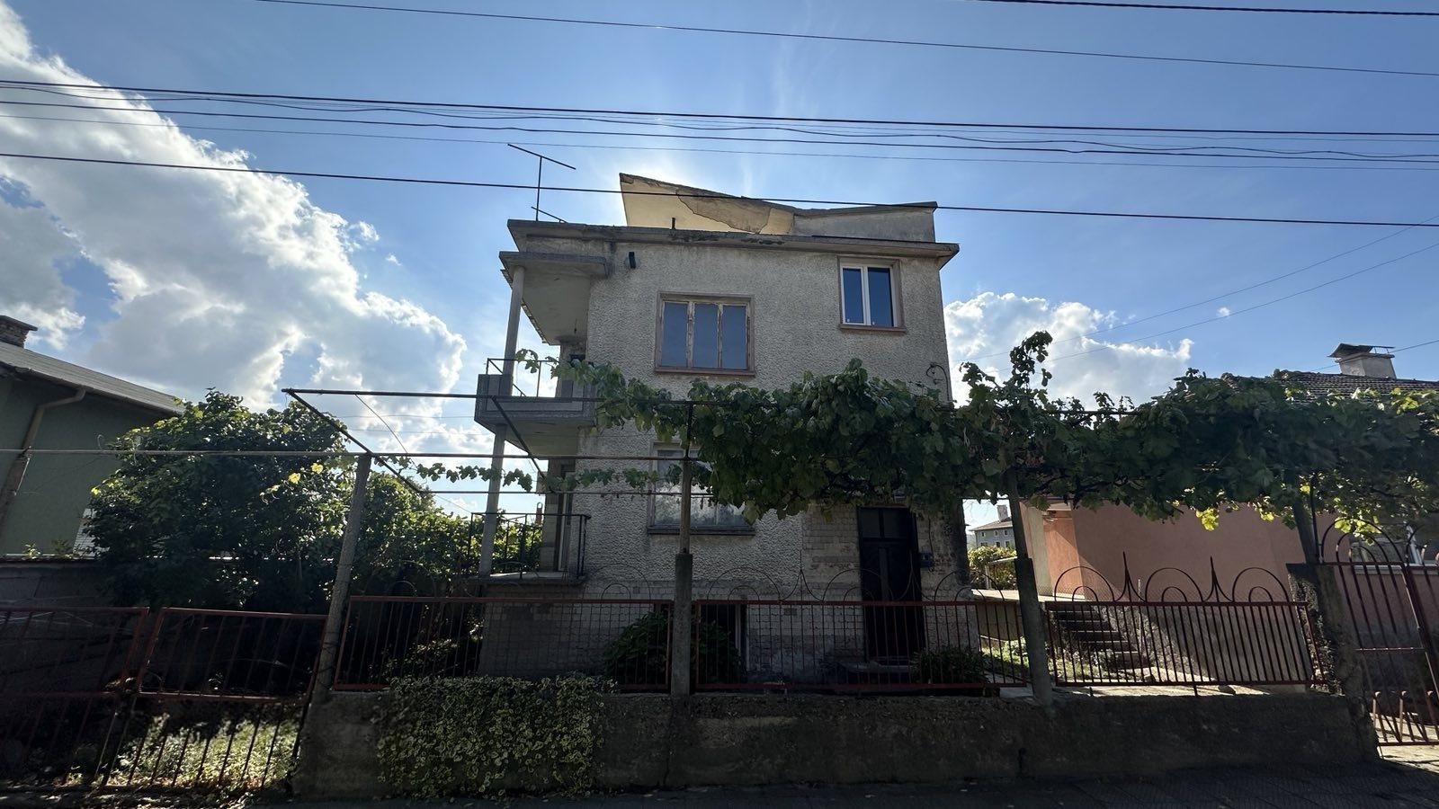 House Floor for Sale in Banya, Plovdiv