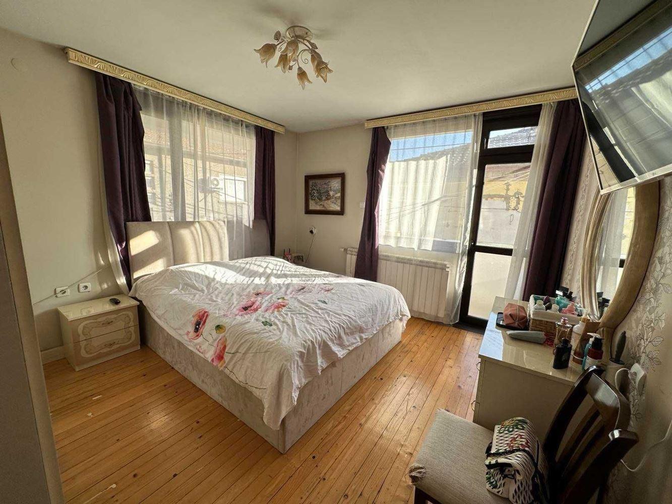 House Floor for Sale in Veliko Tarnovo, Center