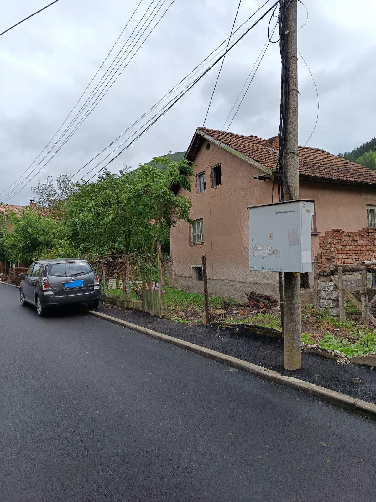 House for Sale in Iskrets, Sofia Province