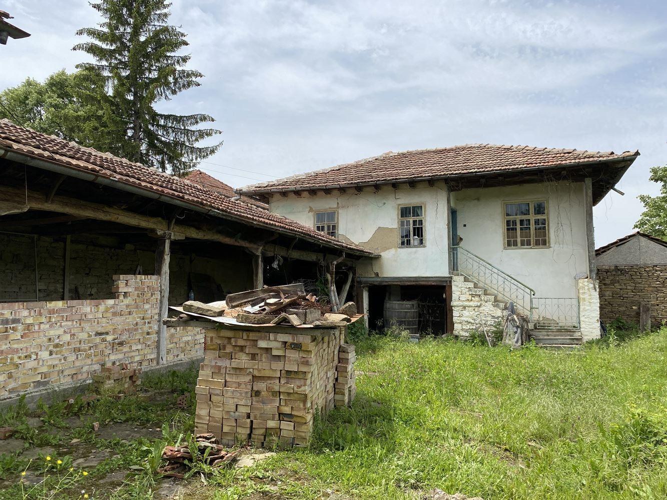 House for Sale in Kosarka, Gabrovo